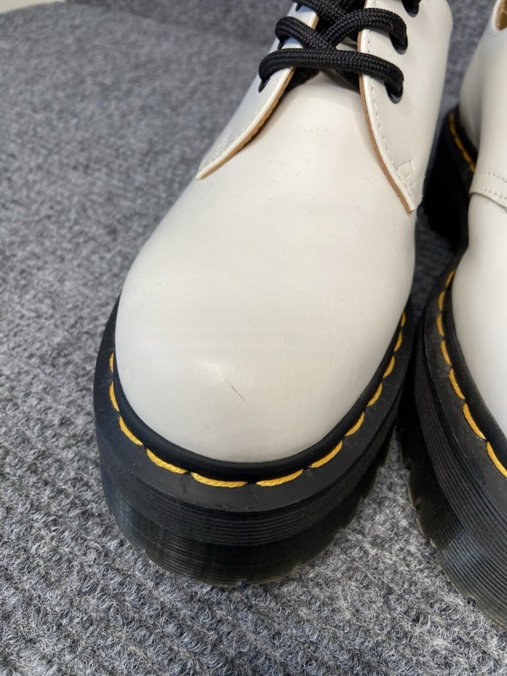 DR. MARTENS 1461 Quad Platform Shoes Oxford White Smooth Leather W US 8 Men 7 - Picture 9 of 9